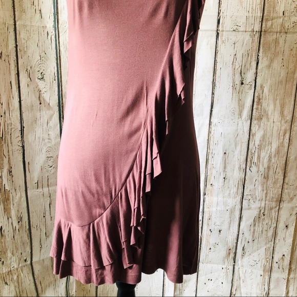 GUC NEW YORK & COMPANY STREET WEAR TANK W/ FRILLS - Picture 5 of 8